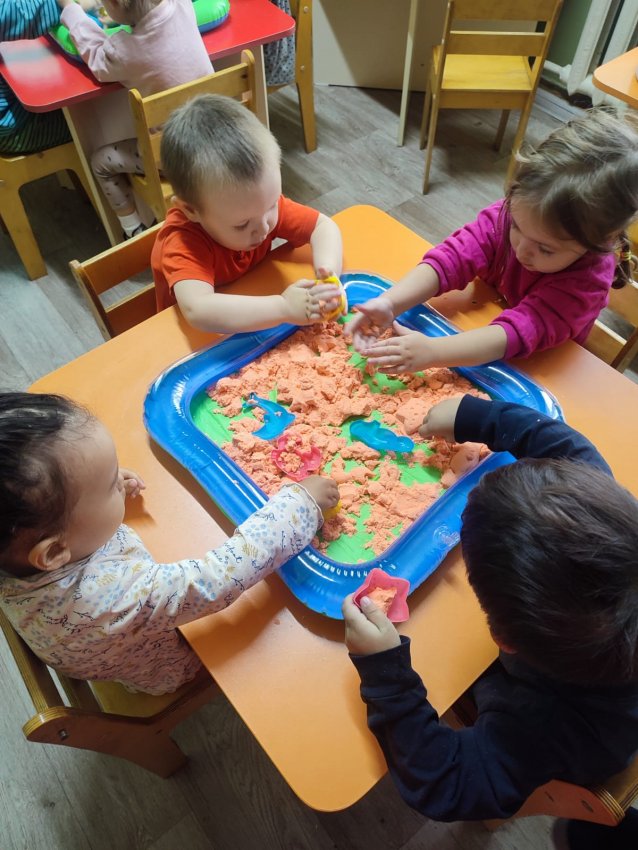 Игры с кинетическим песком